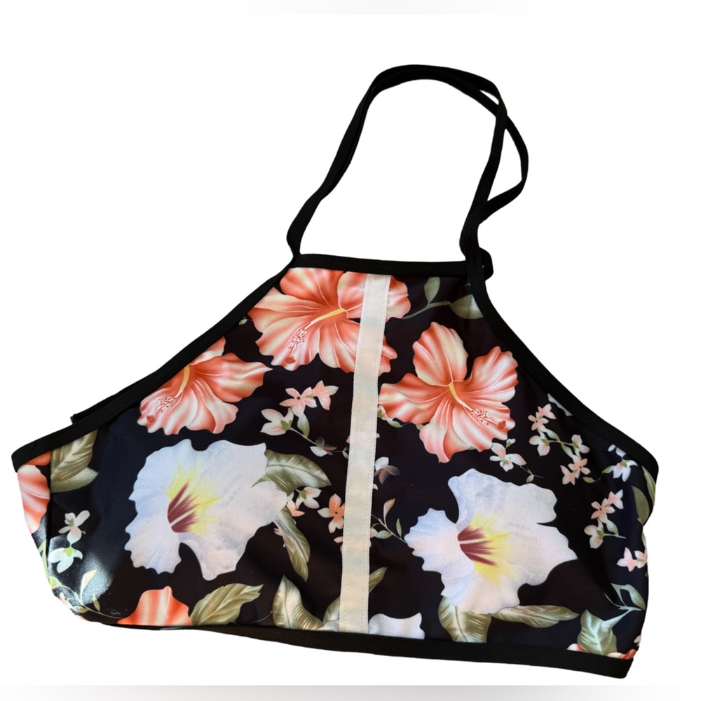 Bikini Top Bundle - Picture 4 of 9